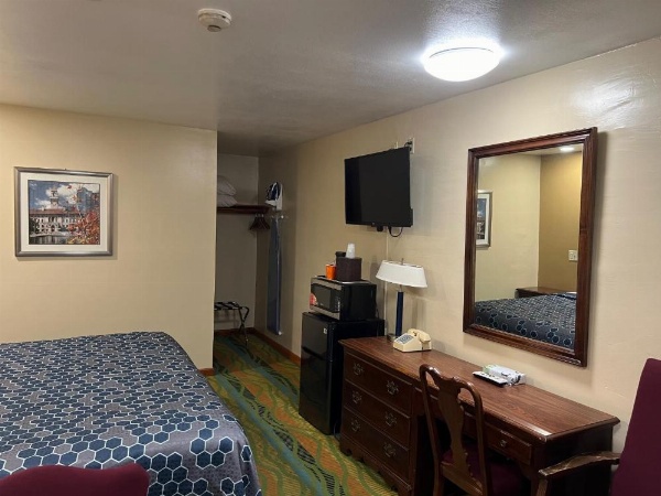 Atlantic Motel image 12