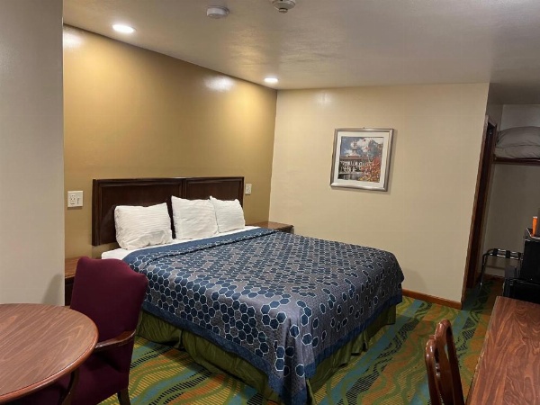 Atlantic Motel image 21