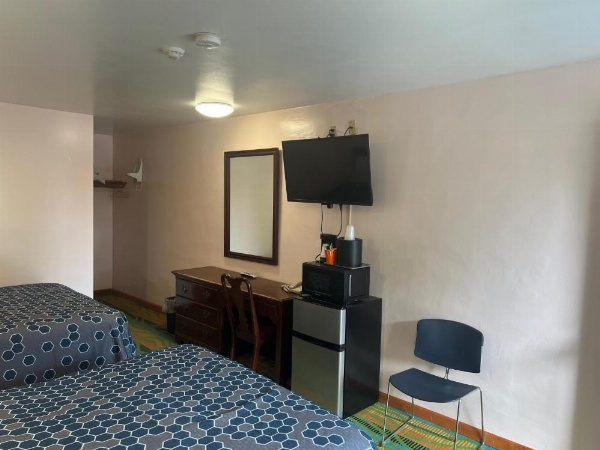 Atlantic Motel image 23