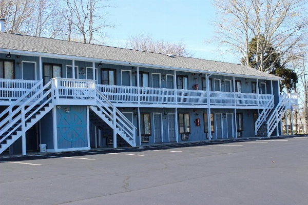 Atlantic Motel image 7